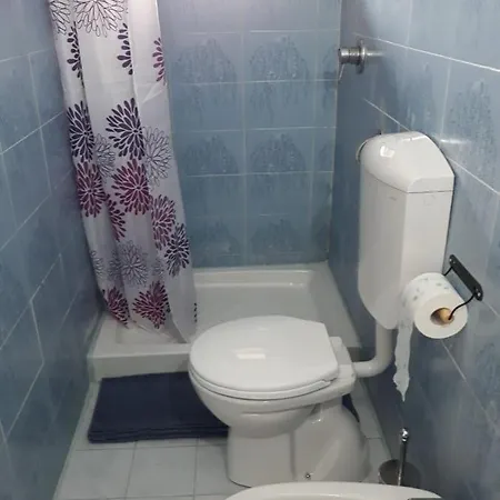 Monolocale Arianna Con Giardino Privato E Piscina アパート オルビア