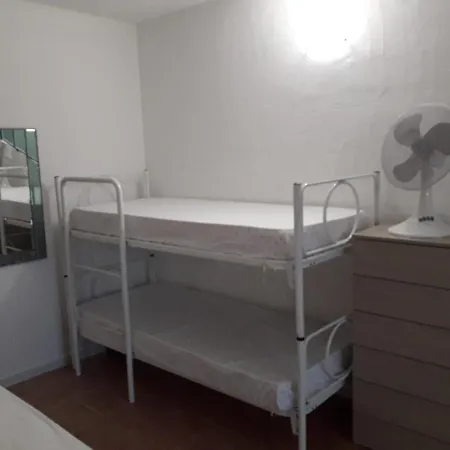 Monolocale Arianna Con Giardino Privato E Piscina オルビア