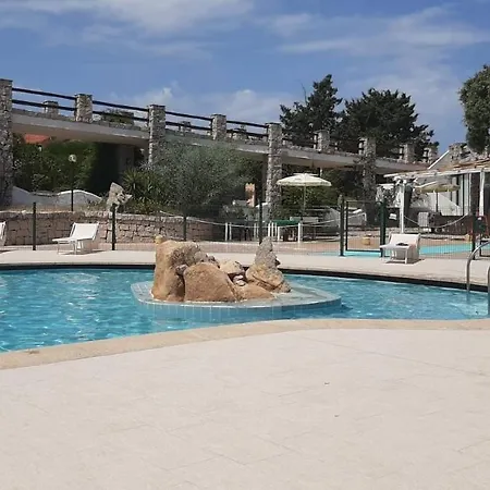 Monolocale Arianna Con Giardino Privato E Piscina Διαμέρισμα *