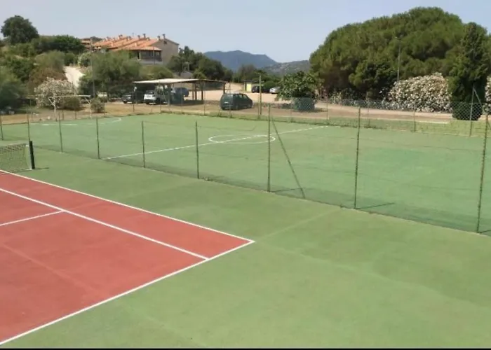 Monolocale Arianna Con Giardino Privato E Piscina 公寓 奧爾比亞